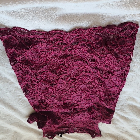 Burgundy Lace Dress - Picture 5 of 8